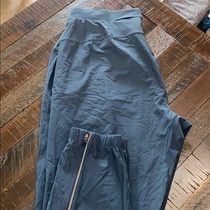 Lululemon joggers